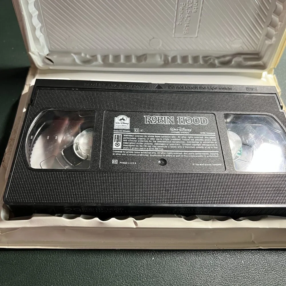 Walt Disney VHS Masterpiece Collection – Robin Hood – #1189-3